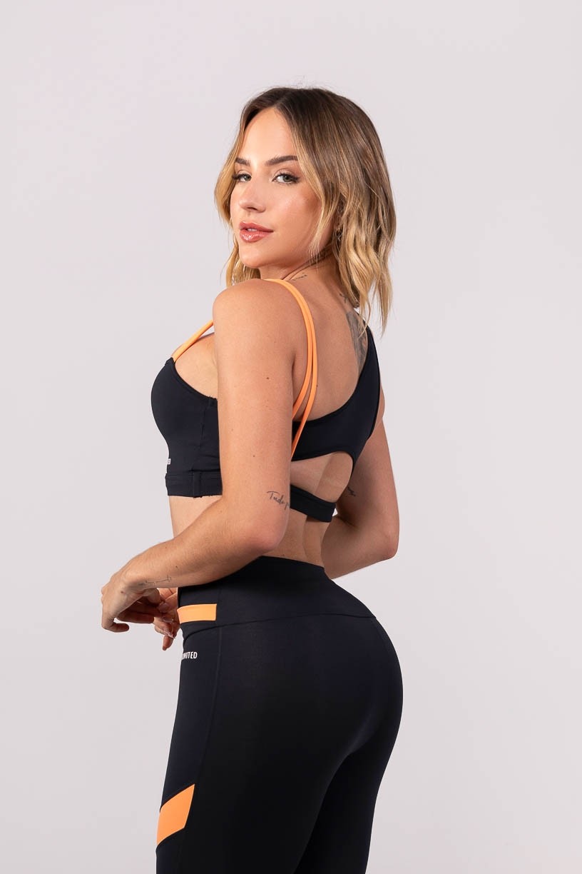 Top Assimétrico com Abertura nas Costas (Preto / Coral) | Ref: K3788-A