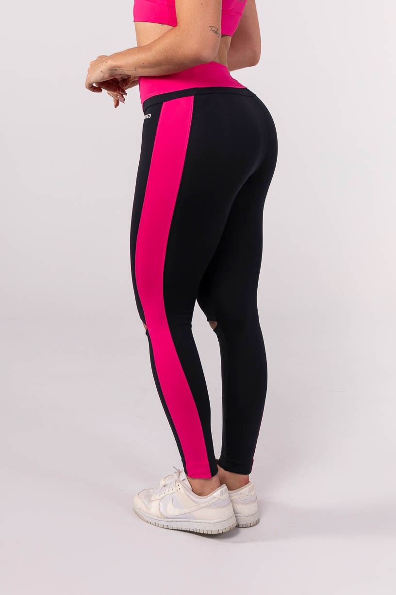 Calça Legging com Aberturaa no Joelho (Preto / Rosa) | Ref: K3740-B