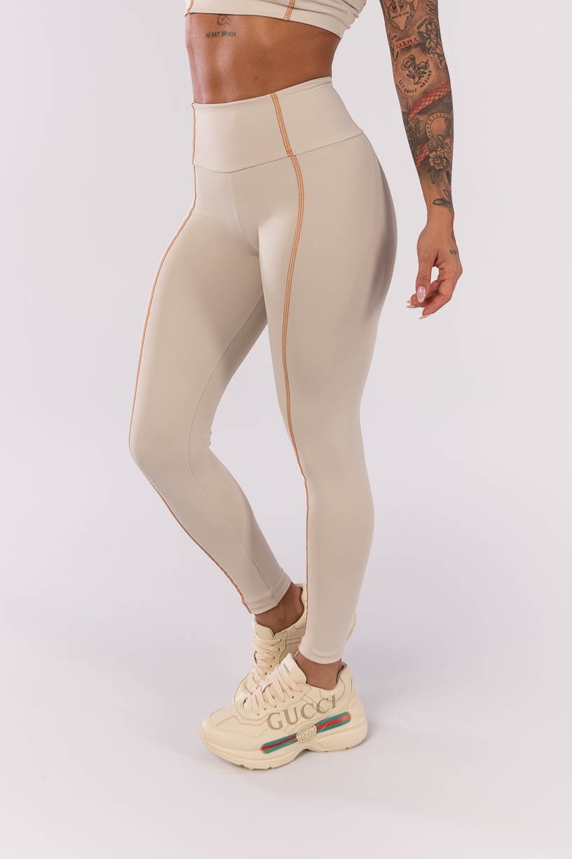 Calça Legging com Cobertura Contrastante (Off-White) | Ref: K4015-A