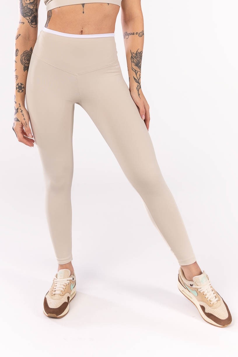 Calça Legging com Vira (Bege / Branco) | Ref: K4047-A