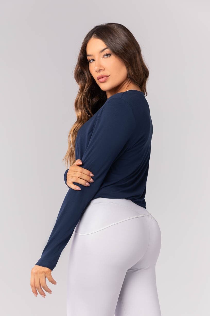 Blusa com Regulagem na Barra (Azul Marinho) | Ref: K4168-B