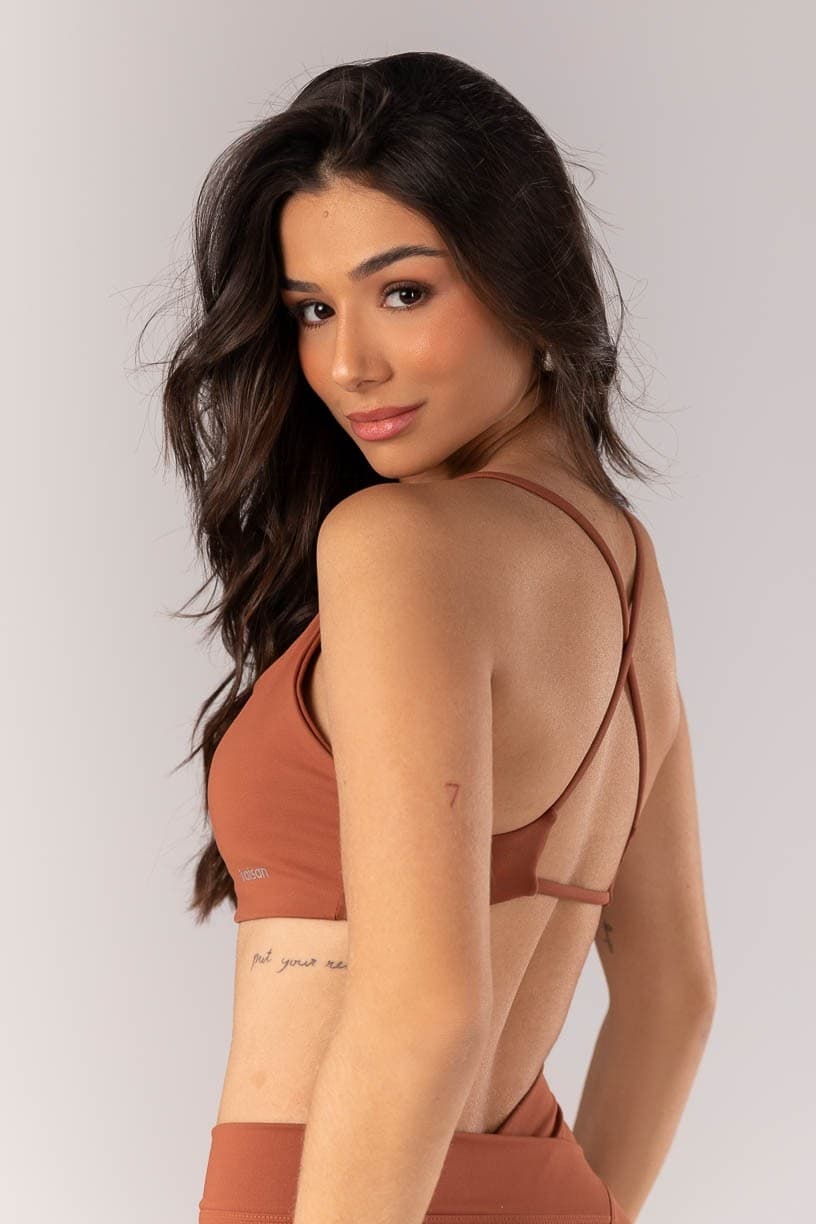 Top Aberto nas Costas com Alças Cruzadas (Marrom) | Ref: K4041-G
