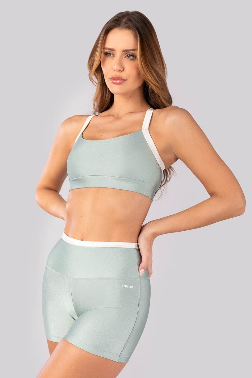 Short Bicolor com Vira (Verde Menta / Off-White) | Ref: K4399-B