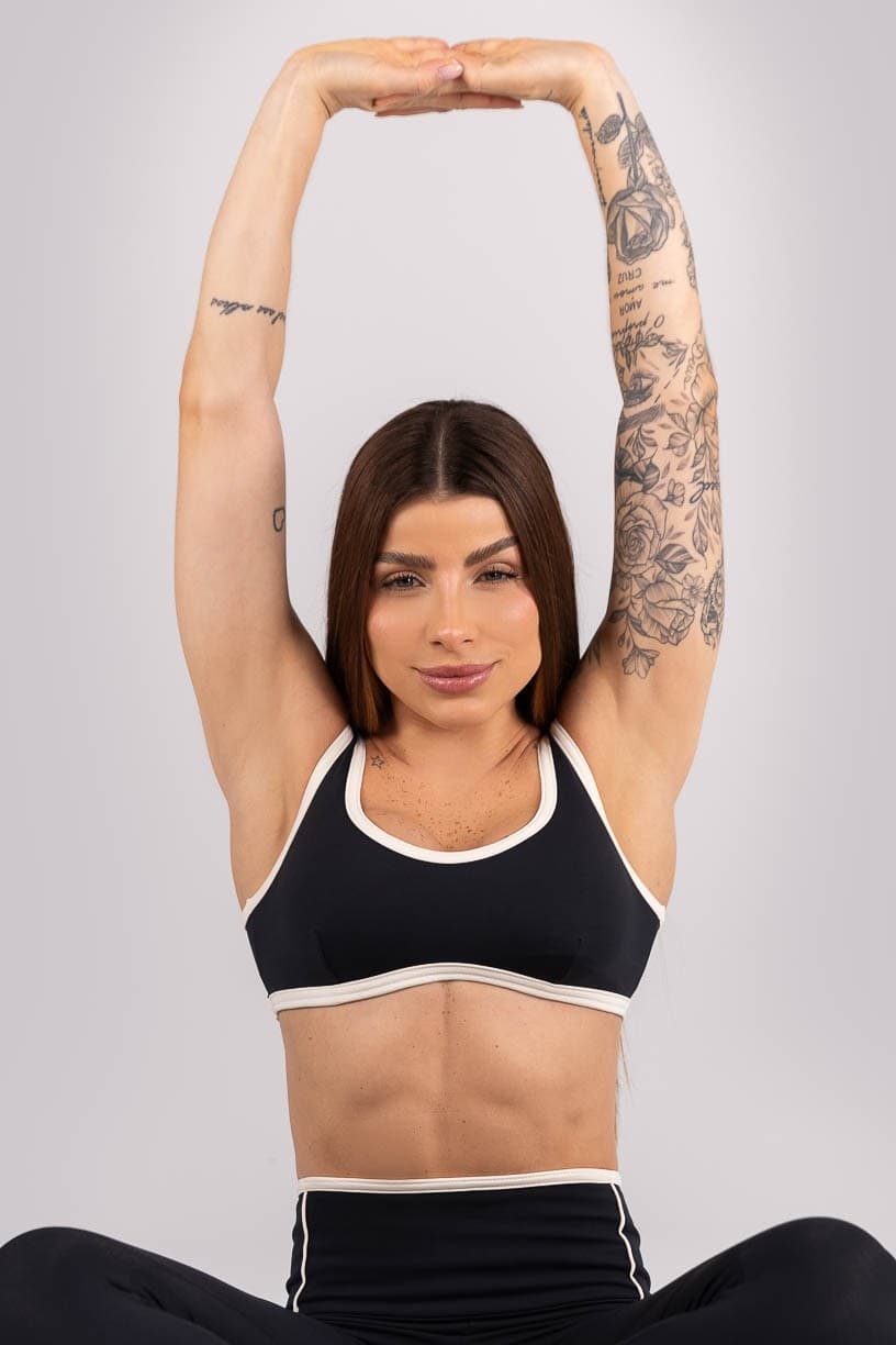 Top com Alças Largas e Viés Contrastante (Preto / Off-White) | Ref: K4453-C