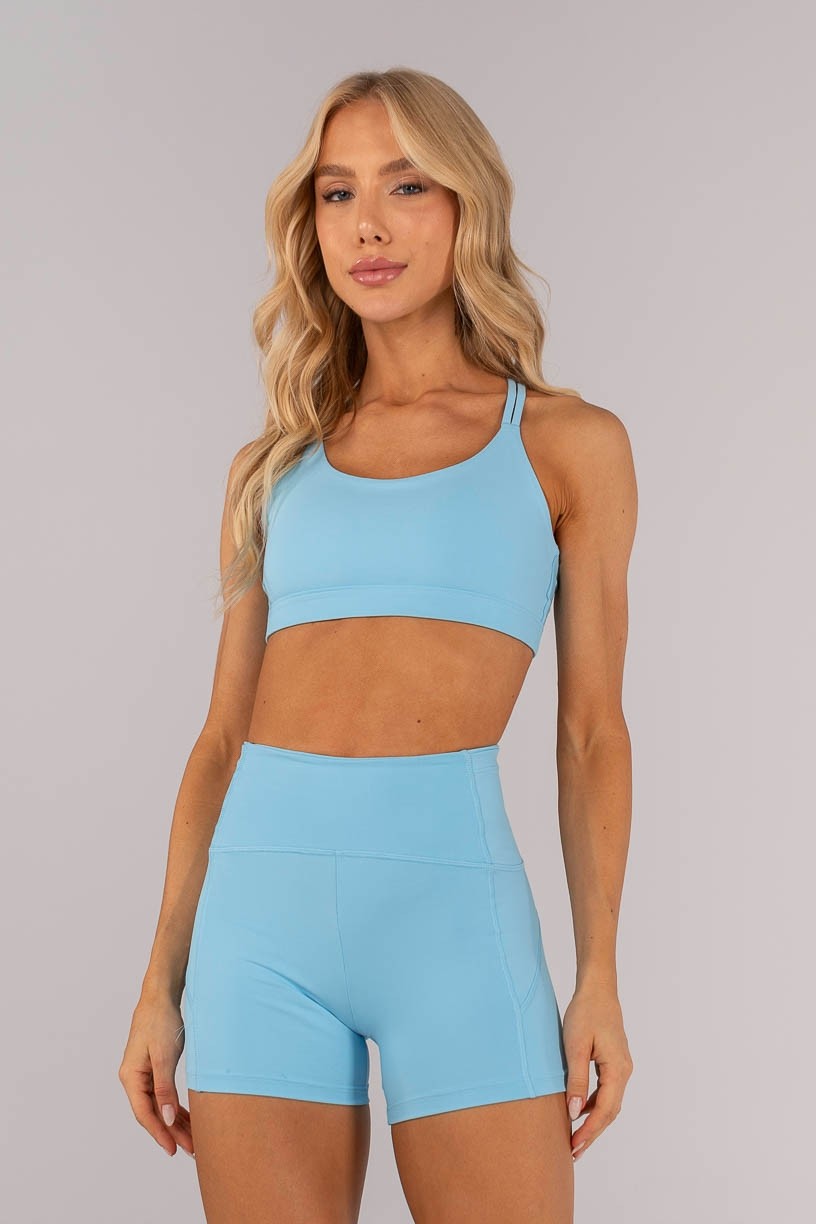 Top com Alças Cruzadas e Costas Abertas (Azul Céu) | Ref: K4591-A