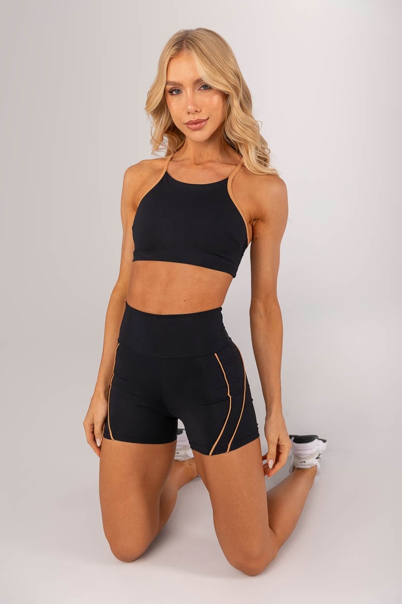 Short com Vivos (Preto / Caramelo) | Ref: K4599-A