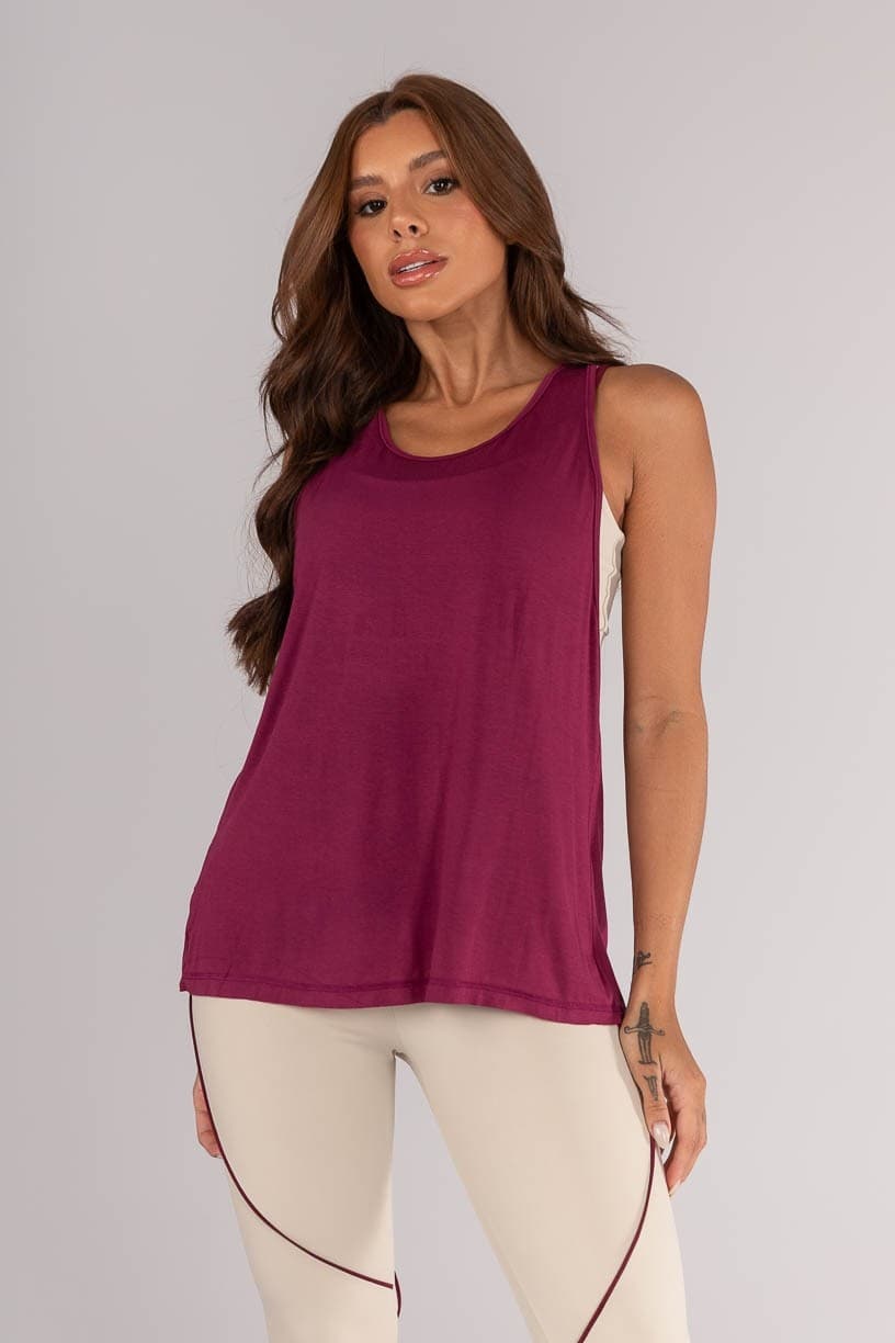 Regata com Transpassado e Abertura nas Costas (Beterraba) | Ref: K4645-B