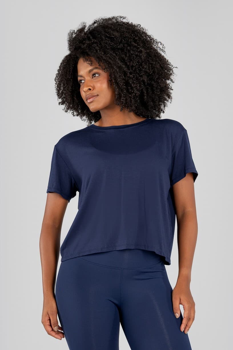 Blusa com Abertura Nas Costas (Azul Marinho) | Ref: K4377-G