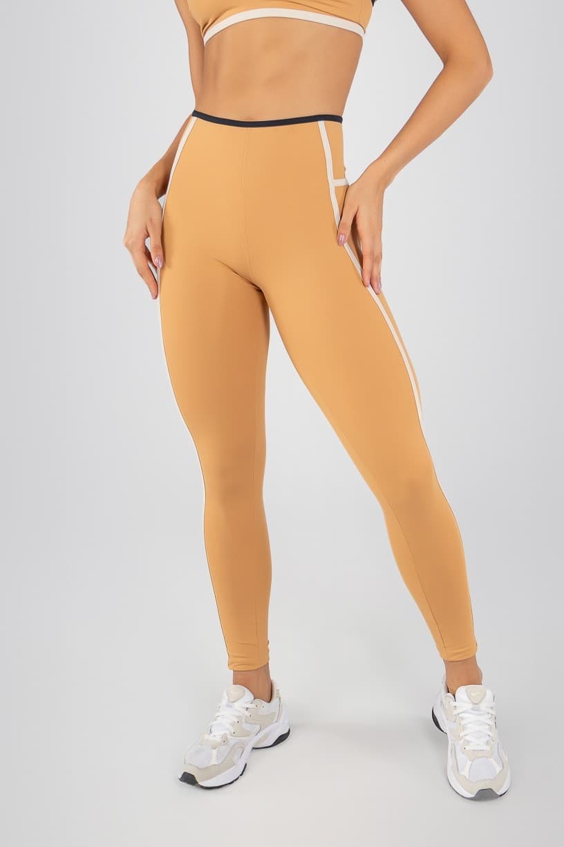 Calça Legging sem Cós Aparente e Listras (Caramelo / Preto / Off-White) | Ref: K4713-B