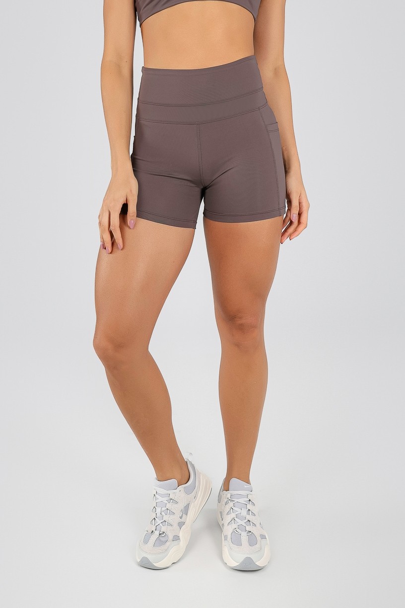 Short com Recorte no Cós e Bolsos nas Laterais (Trufa) | Ref: K4717-A