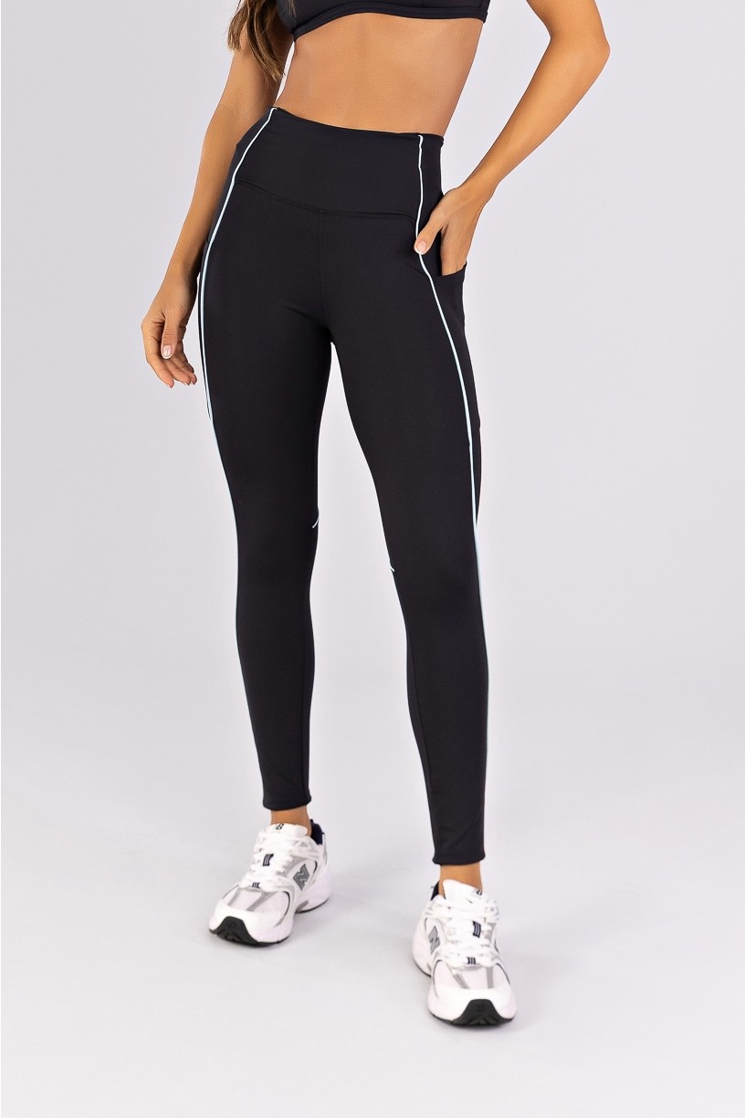 Calça Legging com Bolsos e Vivo (Preto / Glacial) | Ref: K4647-D