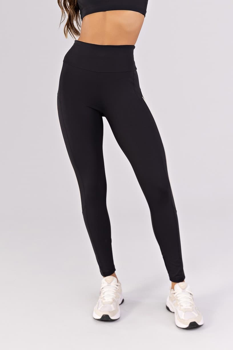 Calça Legging com Recortes e Vivos Duplos (Preto / Off-White) | Ref: K4785-A