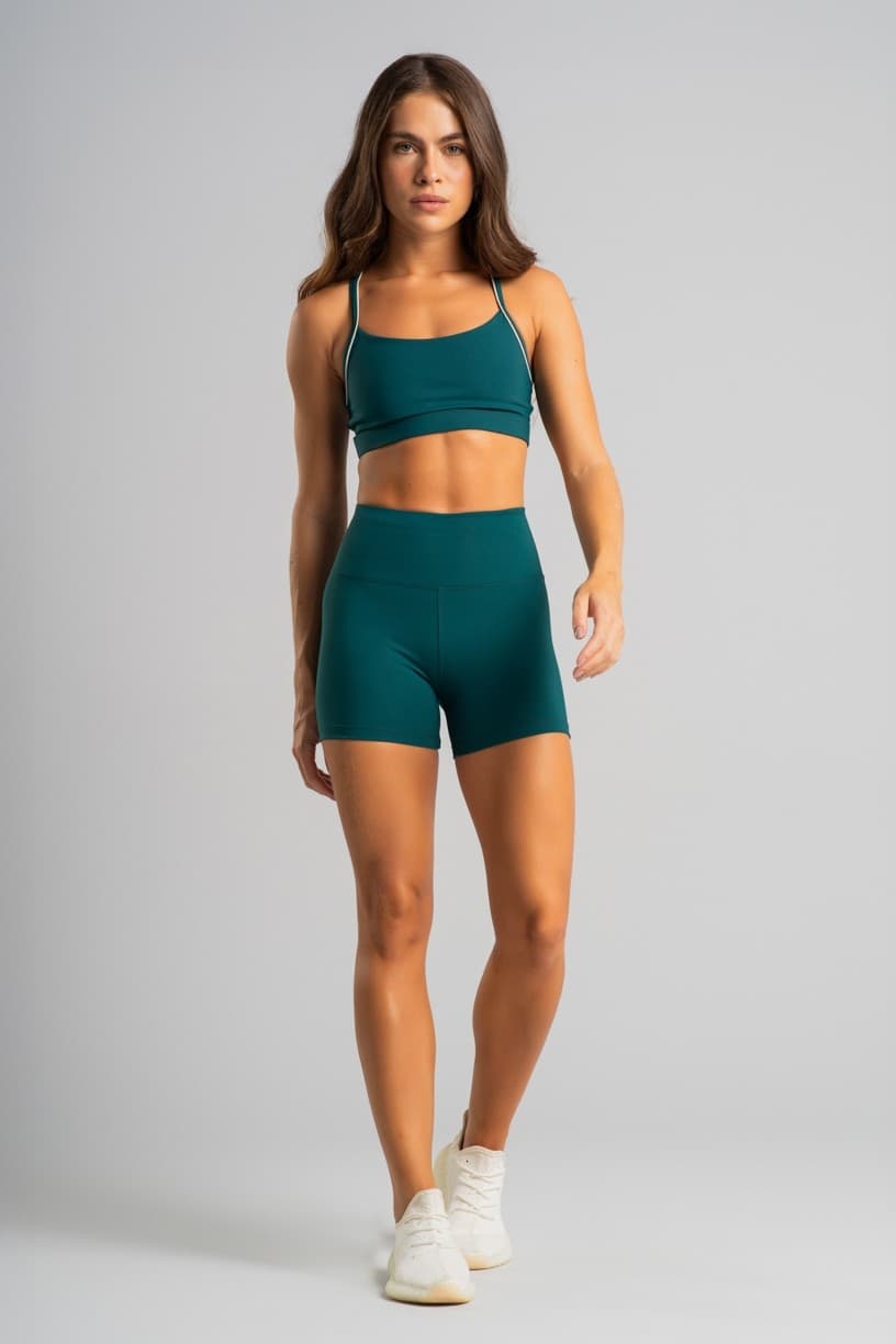 Short com Bolso no Cós e Vivo Contrastante (Imperial / Off-White) | Ref: K4838-B