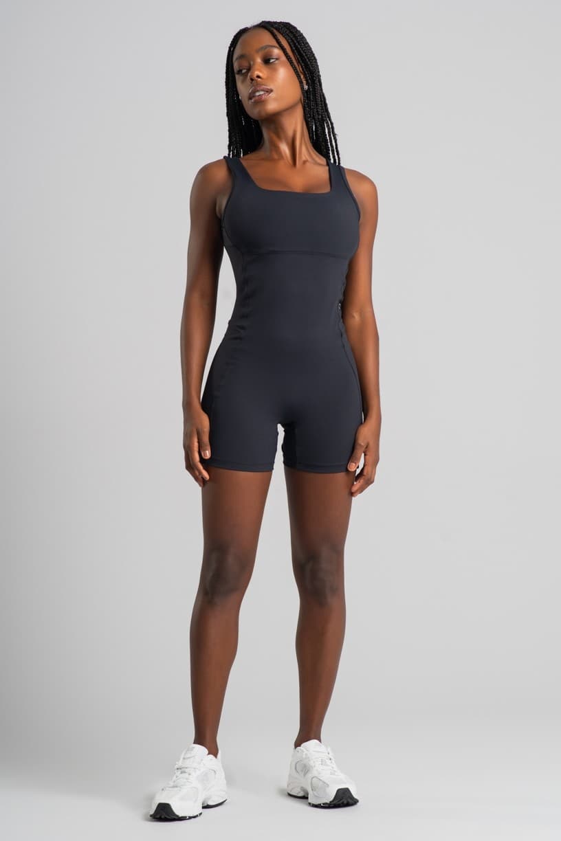 Macaquinho sem Gancho com Tiras nas Costas (Preto) | Ref: K4844-A