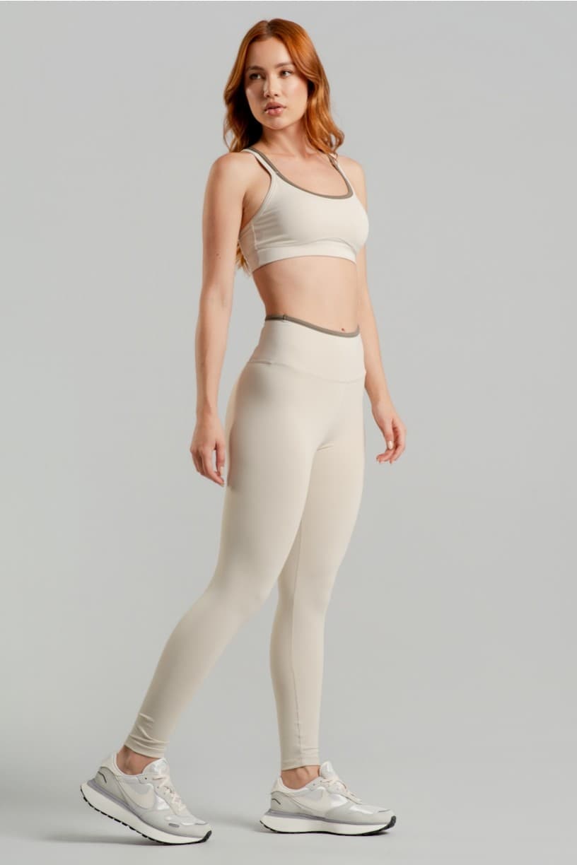 Calça Legging com Bolso no Cós e Viés Contrastante (Off-White / Oliva) | Ref: K4872-B