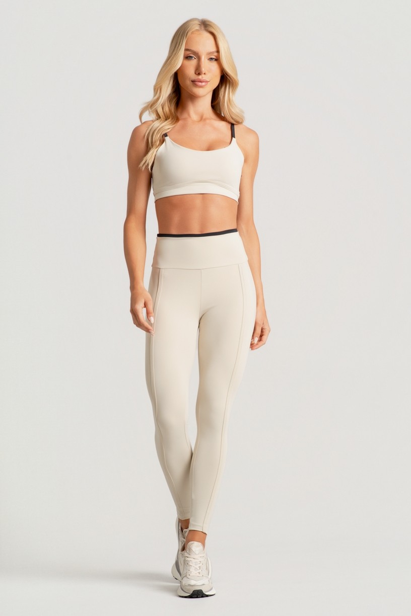 Calça Legging com Vira Contrastante e Chapado (Off-White / Preto) | Ref: K4908-B