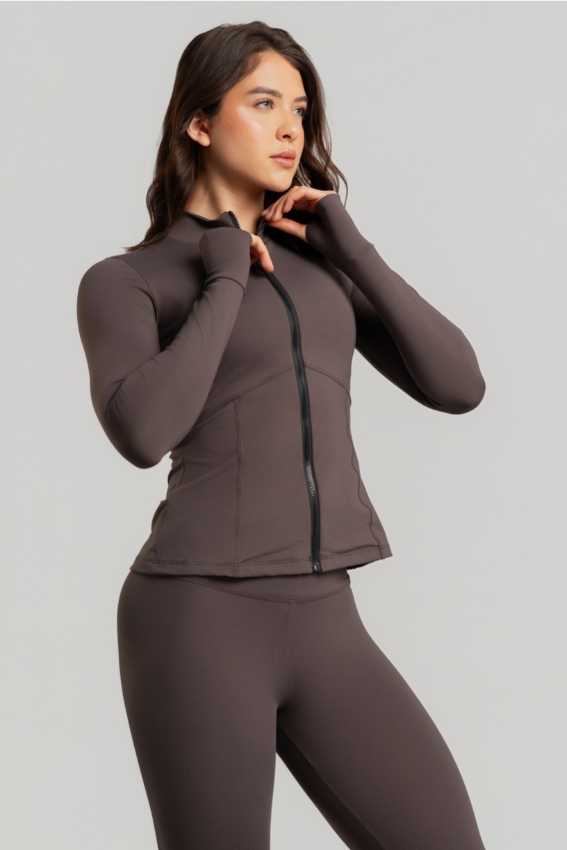 Casaco Slim com Recortes e Abertura para Dedo (Trufa) | Ref: K4895-D