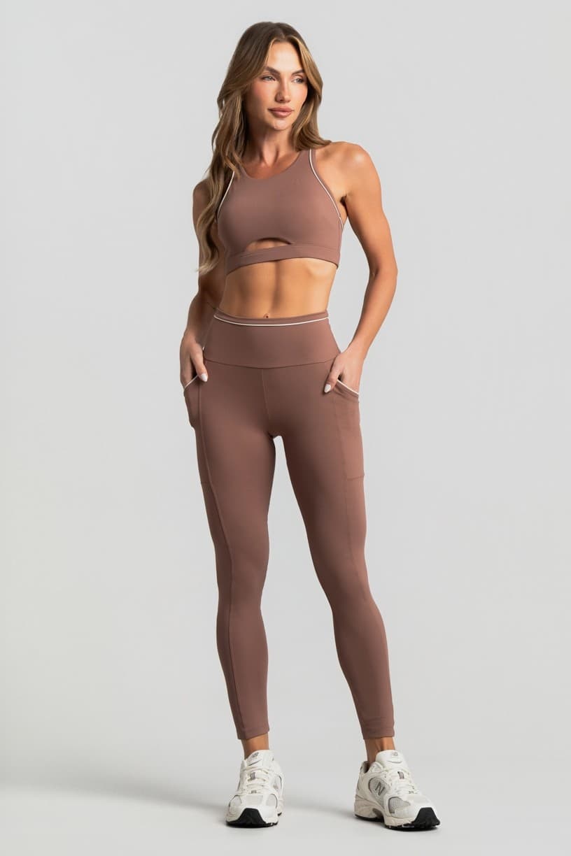 Calça Legging com Bolsos e Vivos Contrastantes (Canela / Off-White) | Ref: K5032-A