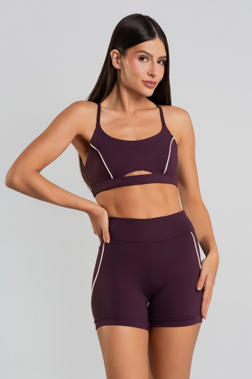 Short com Cós Estreito e Vivos Contrastantes (Velvet / Off-White) | Ref: K5048-A