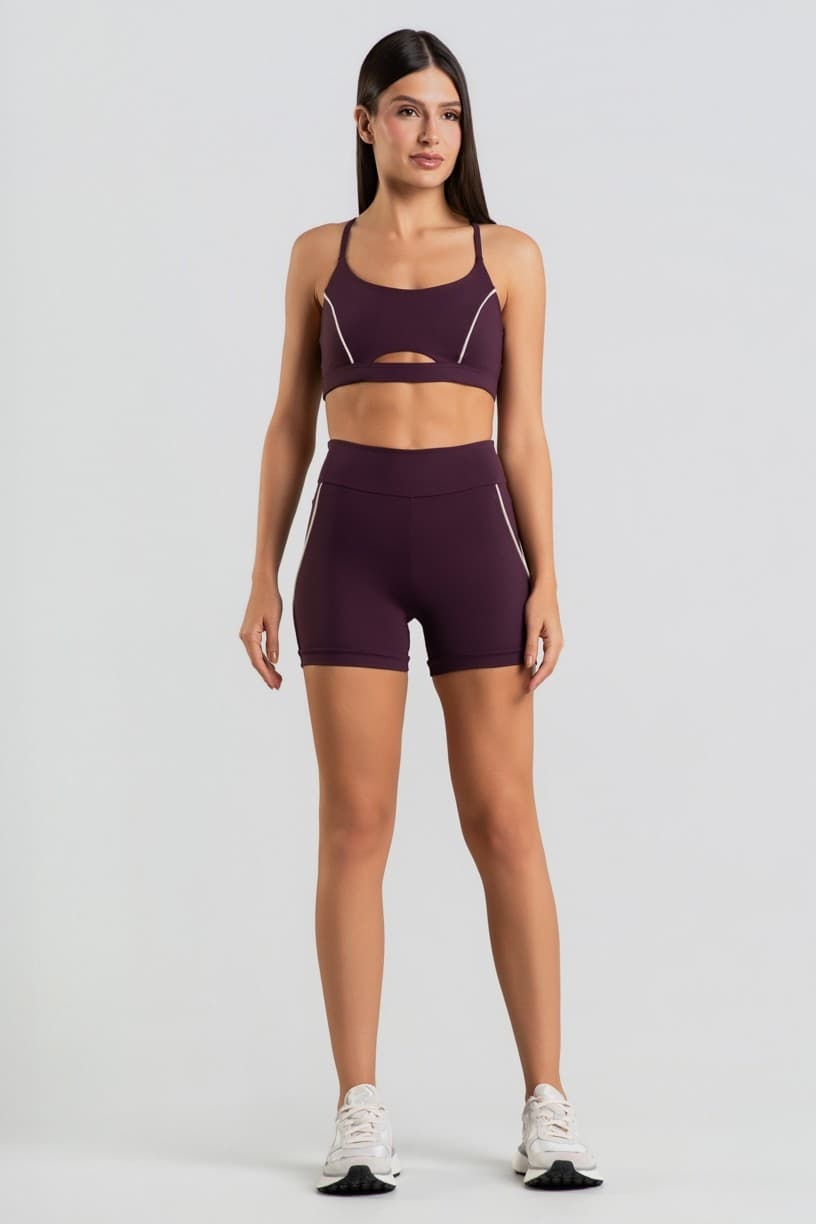 Short com Cós Estreito e Vivos Contrastantes (Velvet / Off-White) | Ref: K5048-A