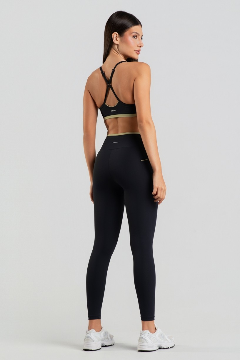 Calça Legging com Bolsos e Detalhes Contrastantes (Preto / Lemon) | Ref: K5053-B