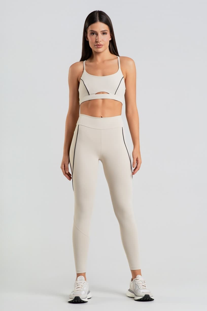 Calça Legging com Cós Estreito e Vivos Contrastantes (Off-White / Preto) | Ref: K5047-B
