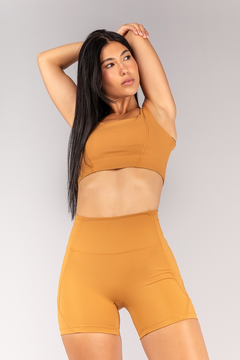 Short sem Gancho com Bolsos e Cobertura (Amêndoa) | Ref: K4681-B